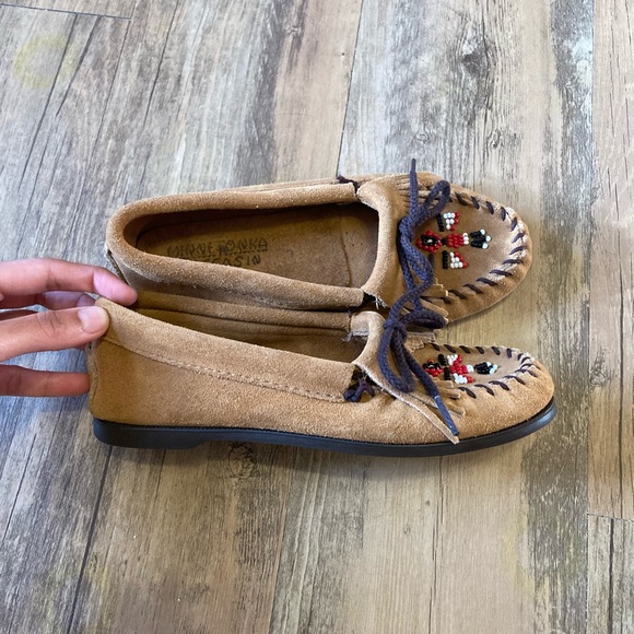 Minnetonka Thunderbird Moccasins - Picture 2 of 6